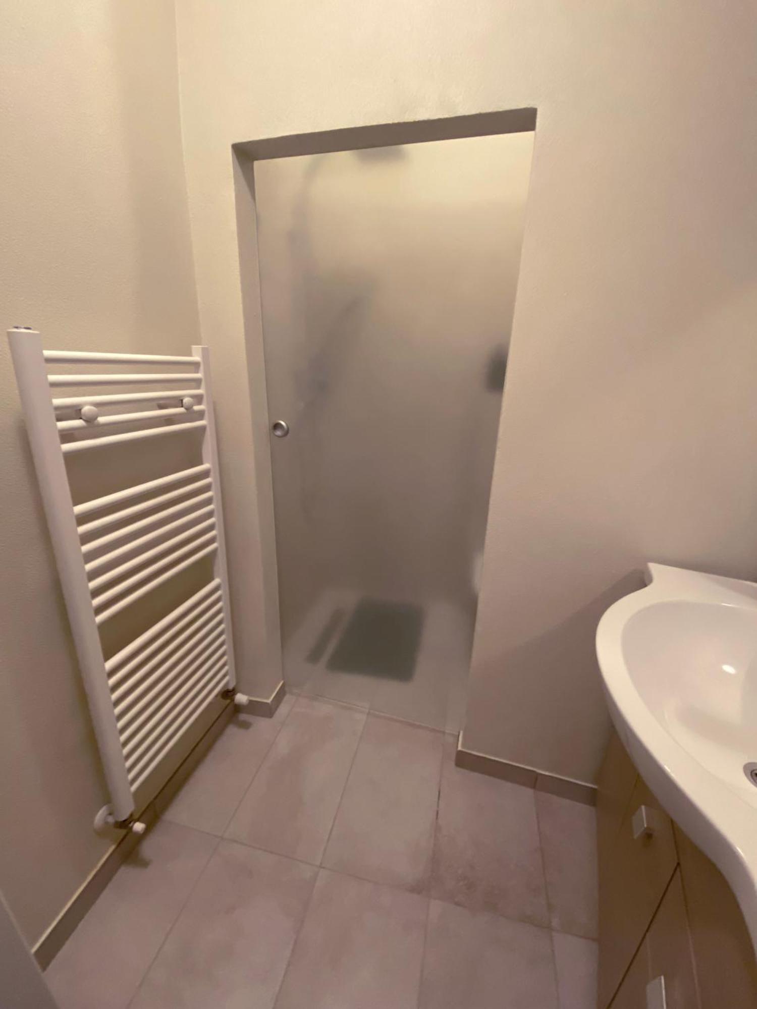 Appartamento Anna - Comfort E Stile In Centro Storico イーモラ エクステリア 写真