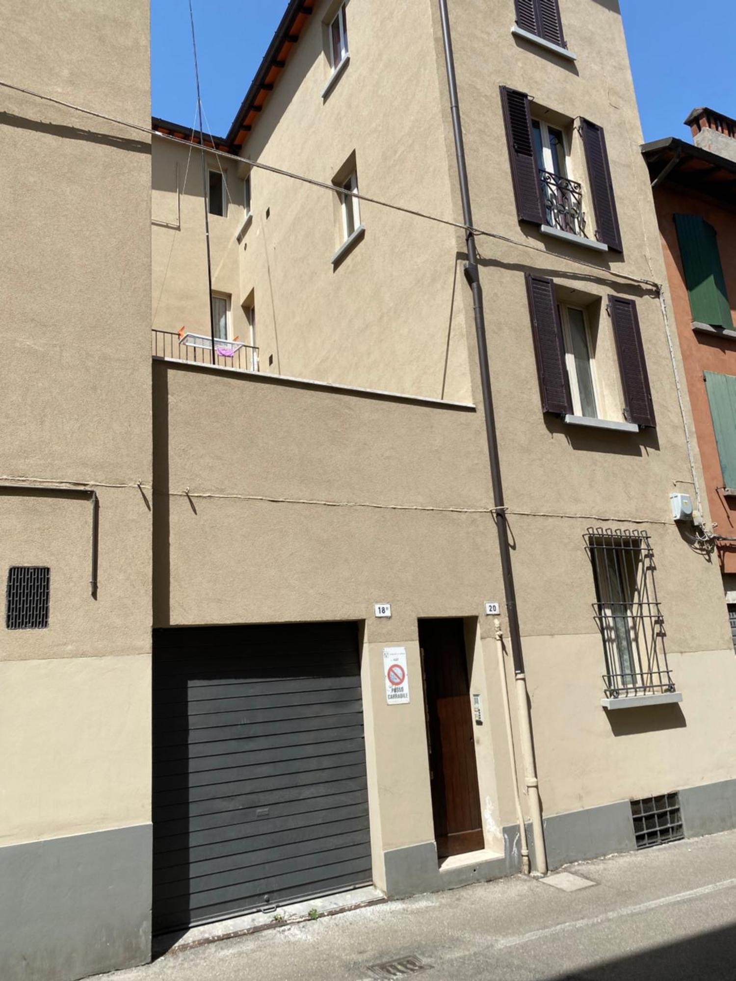Appartamento Anna - Comfort E Stile In Centro Storico イーモラ エクステリア 写真